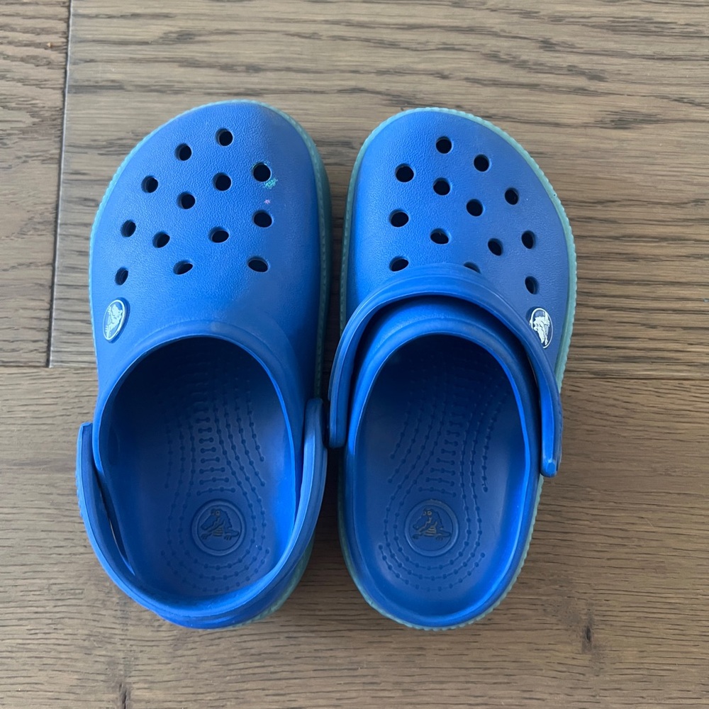 CROCS Kids Bright Blue Sandals size kid 10